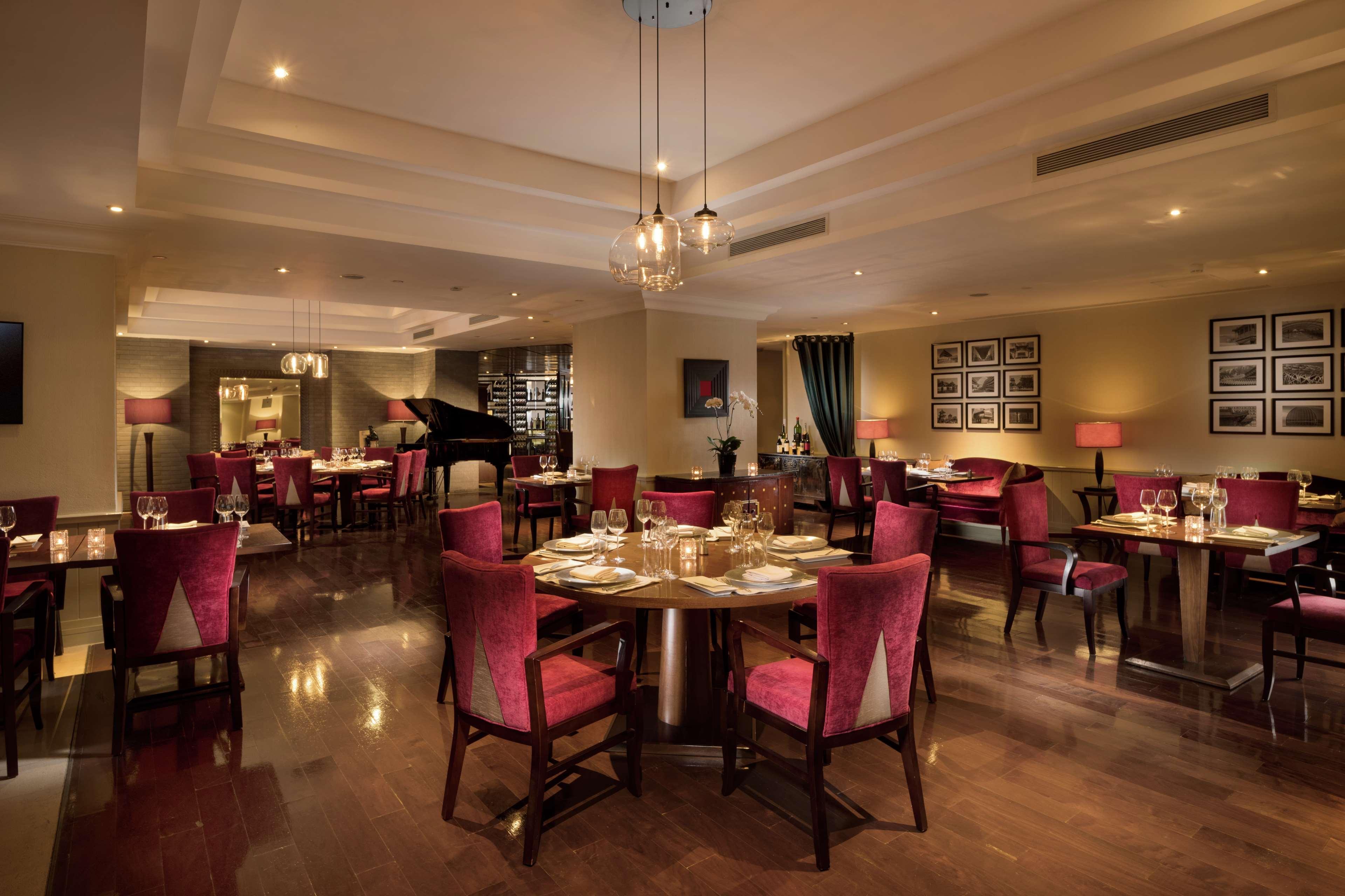 Hilton Beijing Hotel Екстериор снимка