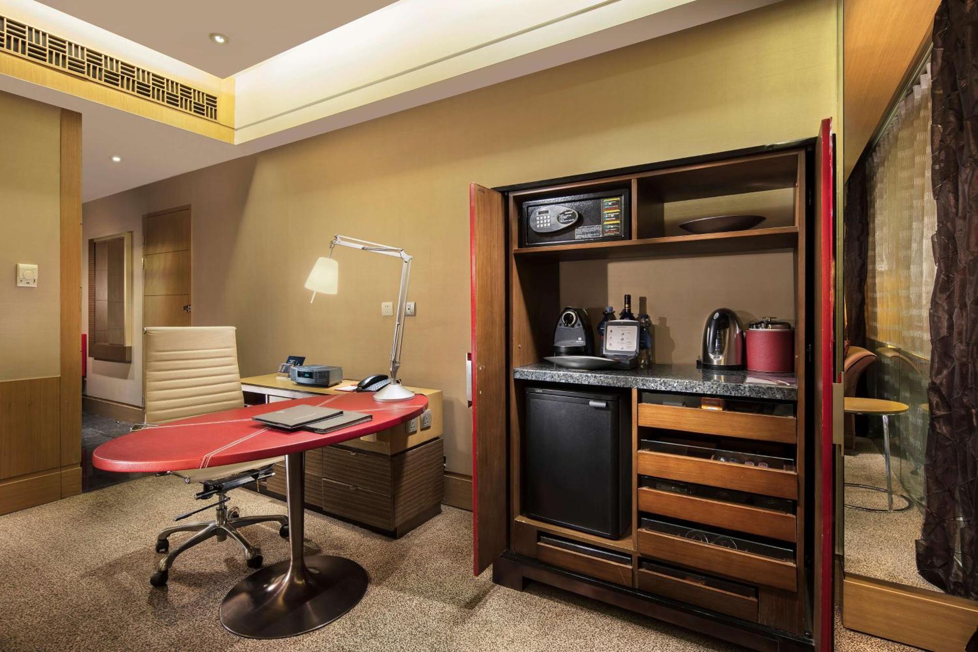 Hilton Beijing Hotel Екстериор снимка